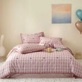 Checked cotton bedding set with delicate animal embroideries