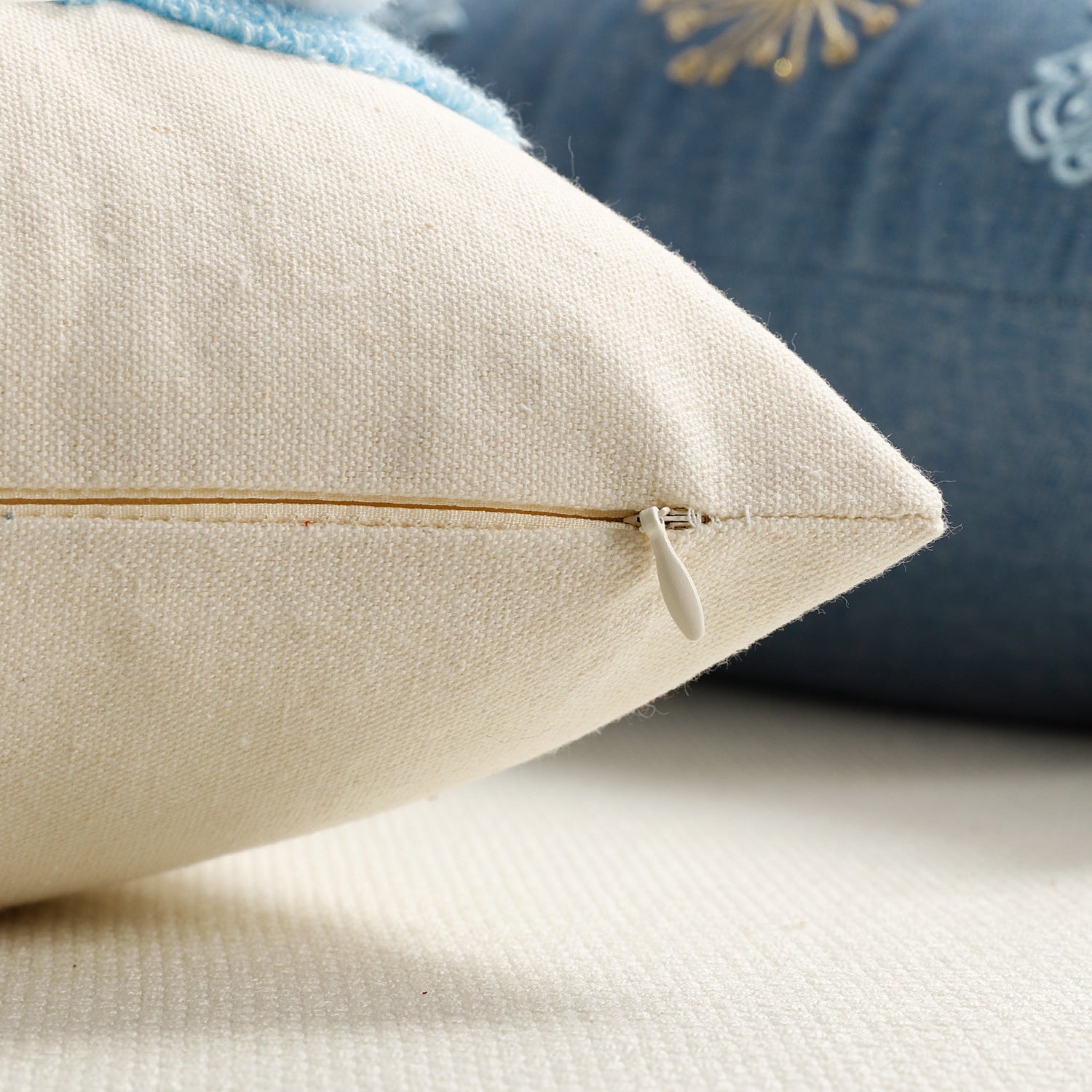 pillowcase with cute bunny motif Vinantica
