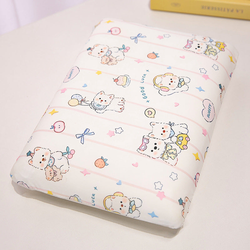 Comfortable cushion with playful animal design Vinantica