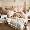 Bedding set made of cotton-linen with crochet lace trim, embroidered borders and ruffled edge