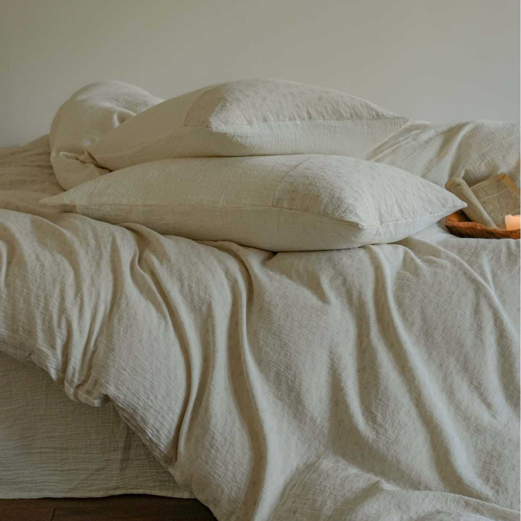 Bedding set made of linen-cotton mix with fine texture and quilted appearance