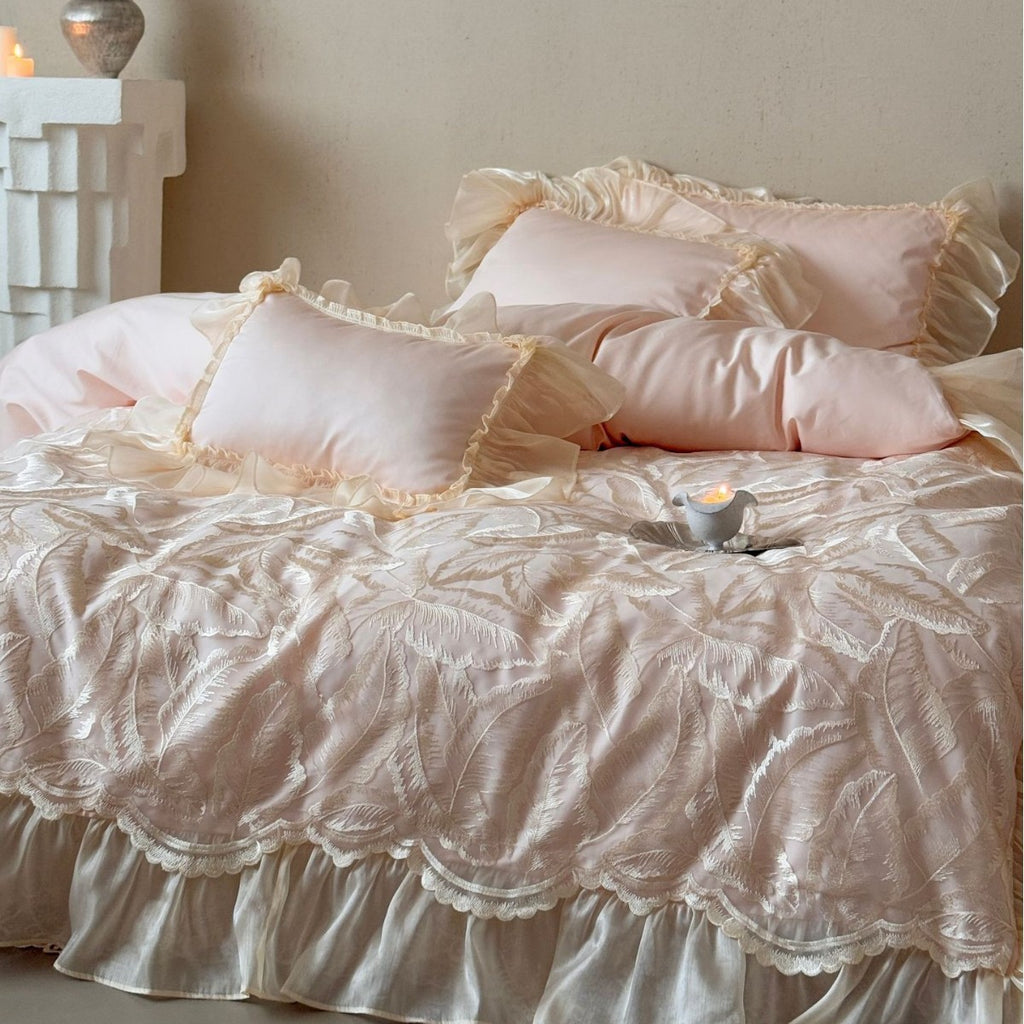 Opulent satin bed set with jacquard-embroidered bedspread and voluminous ruffle hem