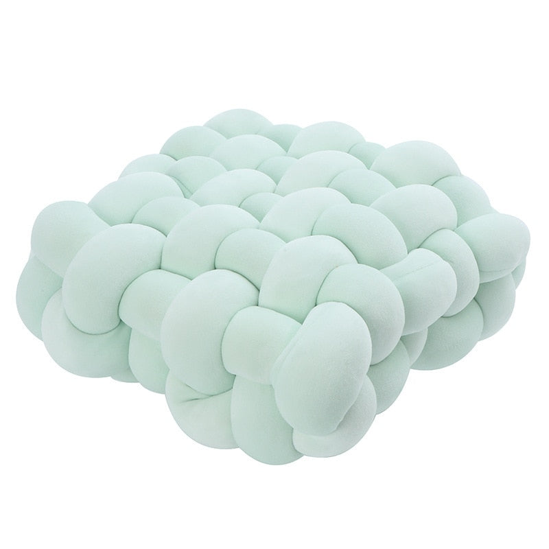Knotted Ball Decorative Pillow | Vinantica