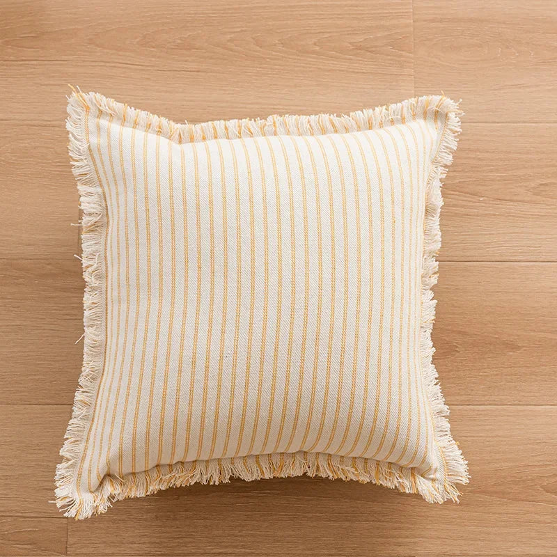 Elegant Pillowcase with Jacquard Pattern and Fringes - Cotton-Linen Blend