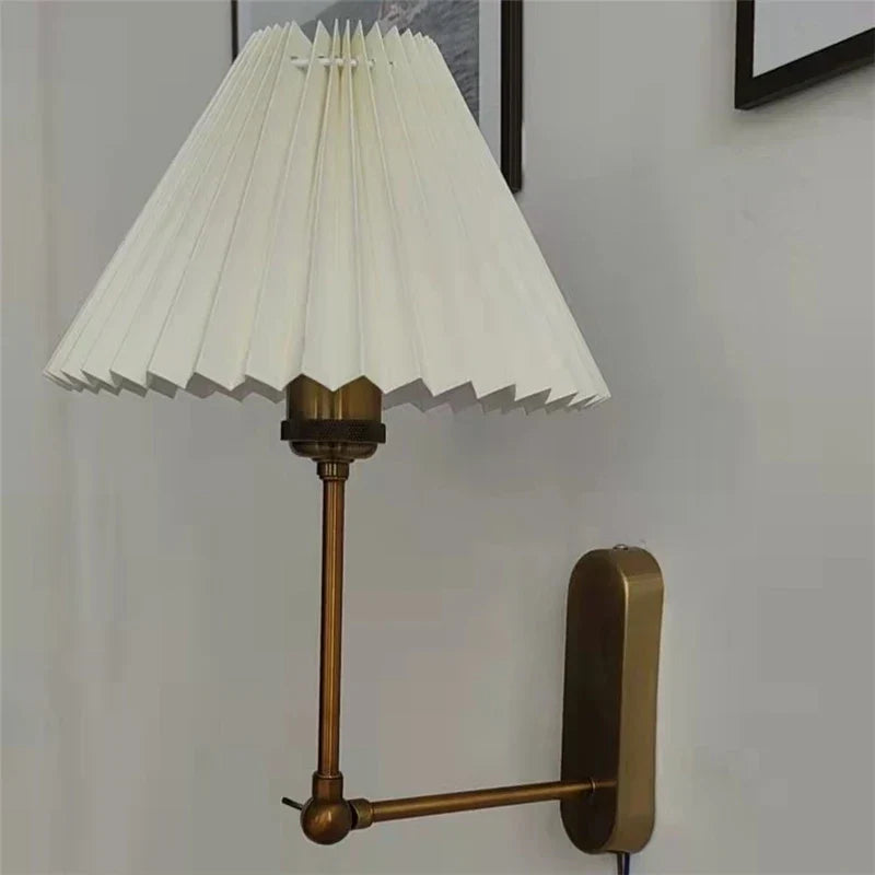 Modern Rotatable Wall Lamp – LED Origami Lampshade for Bedroom, Living Room, and Bathroom Decoration