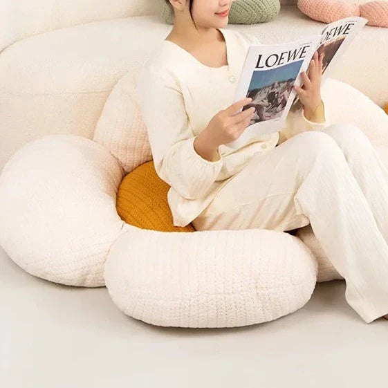 Daisy Cushion