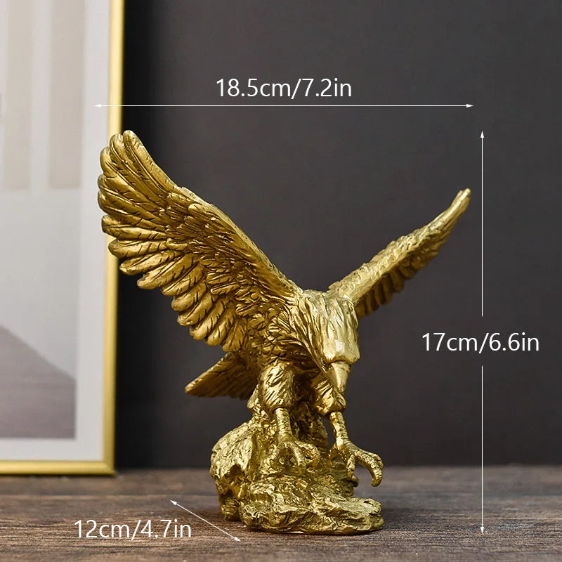 Resin Golden Eagle Statue Art Animal Model Collection Ornament Home Office Desk Feng Shui Decor Figures simple