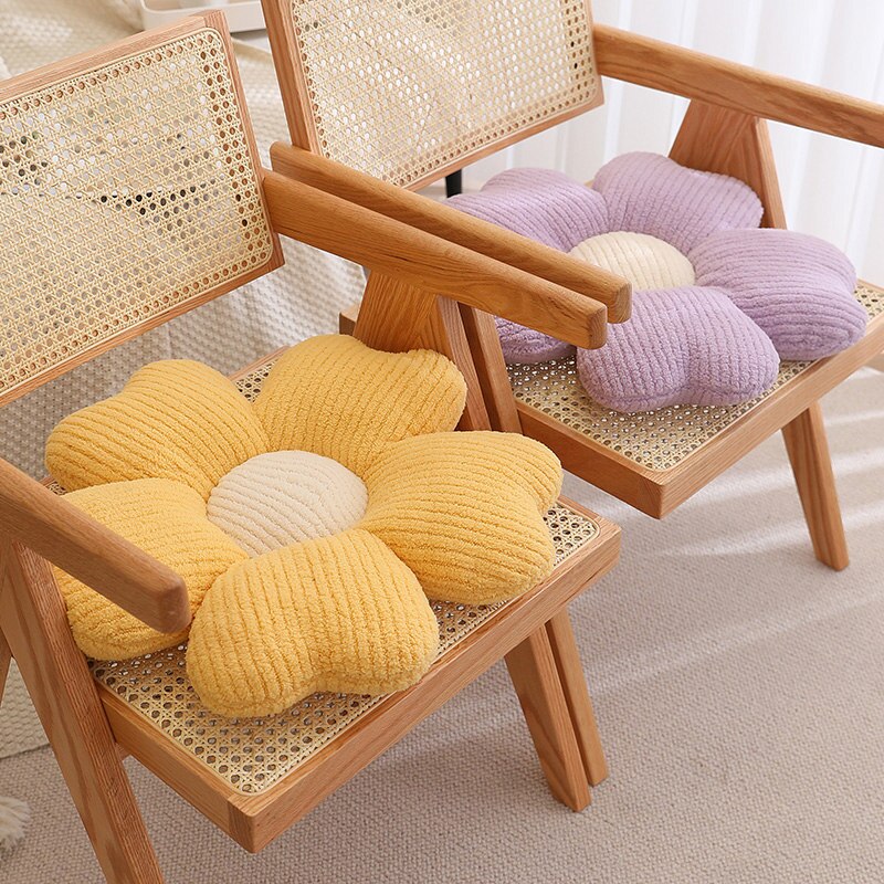 Soft Clover Flower Decorative Pillow