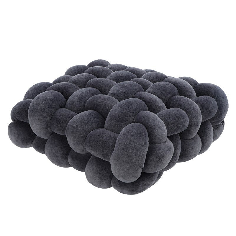 Knotted Ball Decorative Pillow | Vinantica