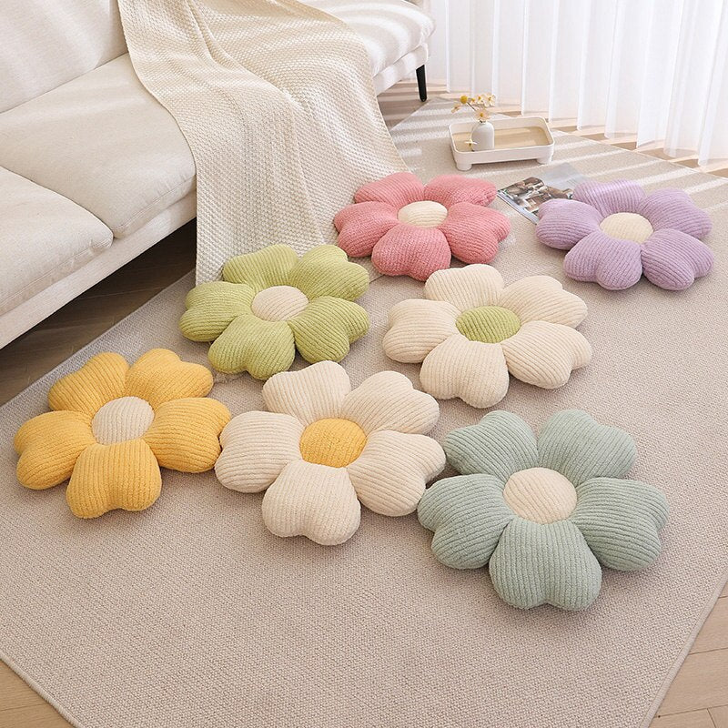 Soft Clover Flower Decorative Pillow