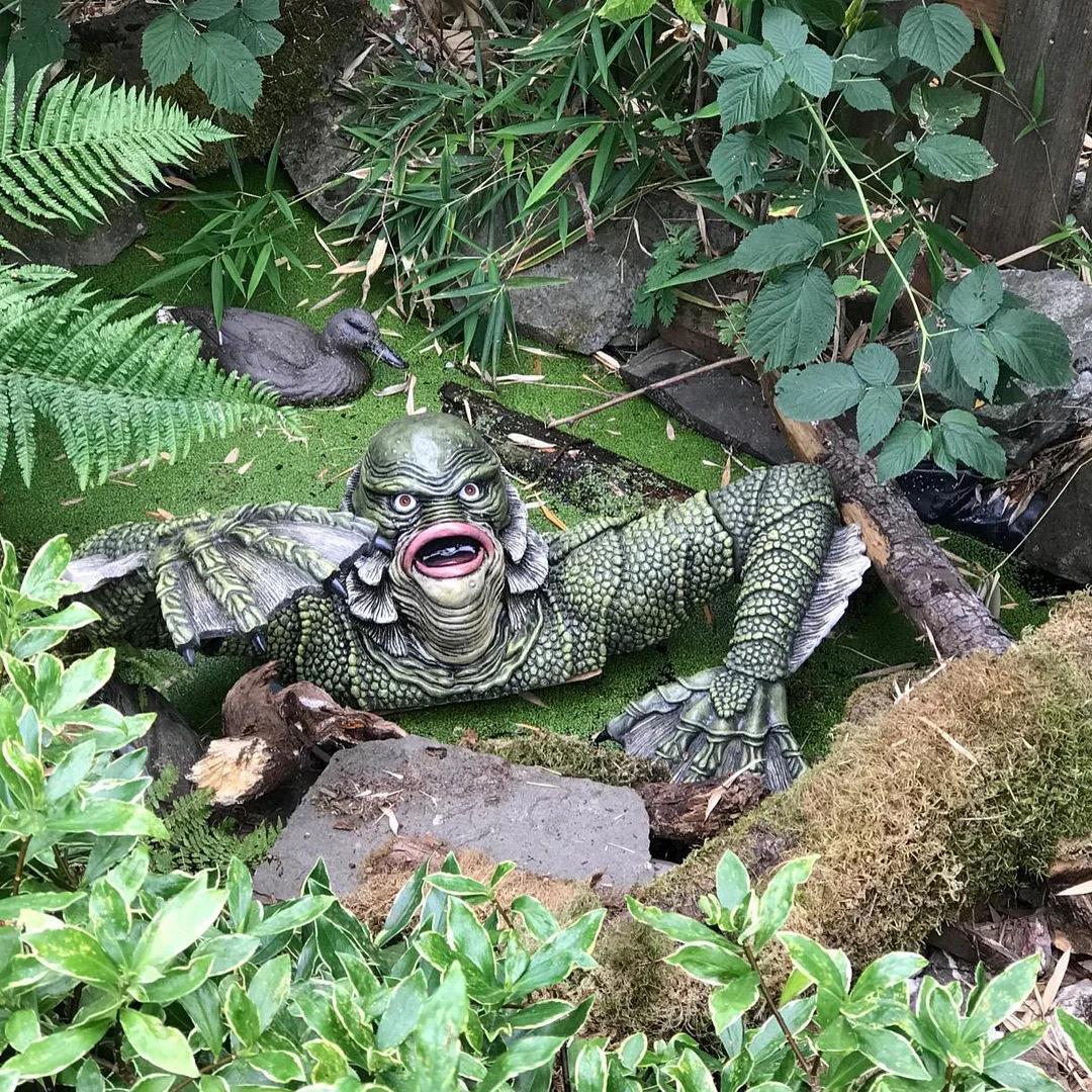 Kreatur The Black Lagoon Grab sculptures Figure Garden building Outdoor ornaments Monster Statue Man Halloween Decoration