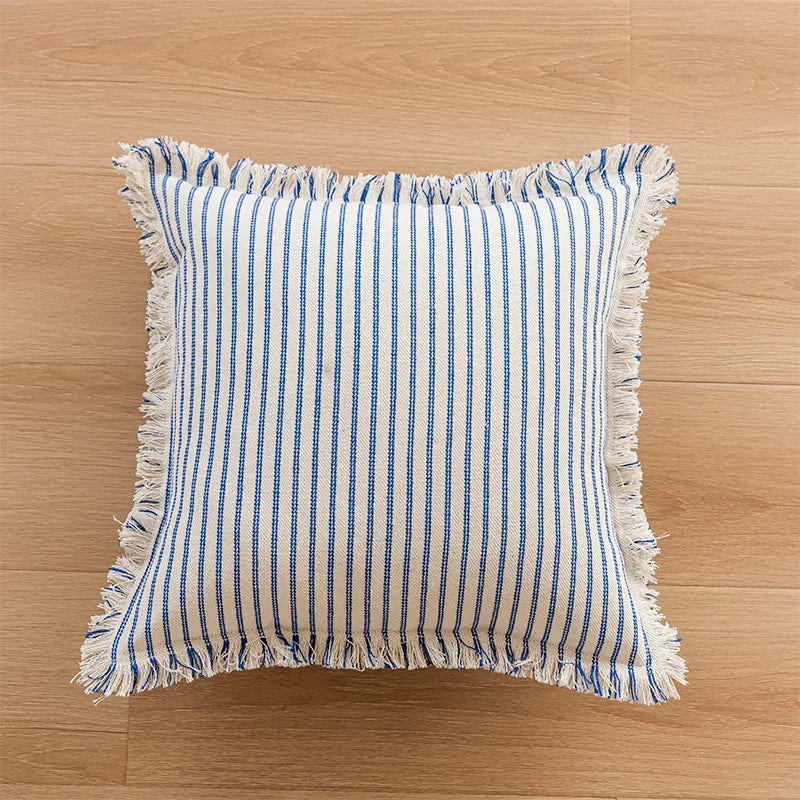 Elegant Pillowcase with Jacquard Pattern and Fringes - Cotton-Linen Blend