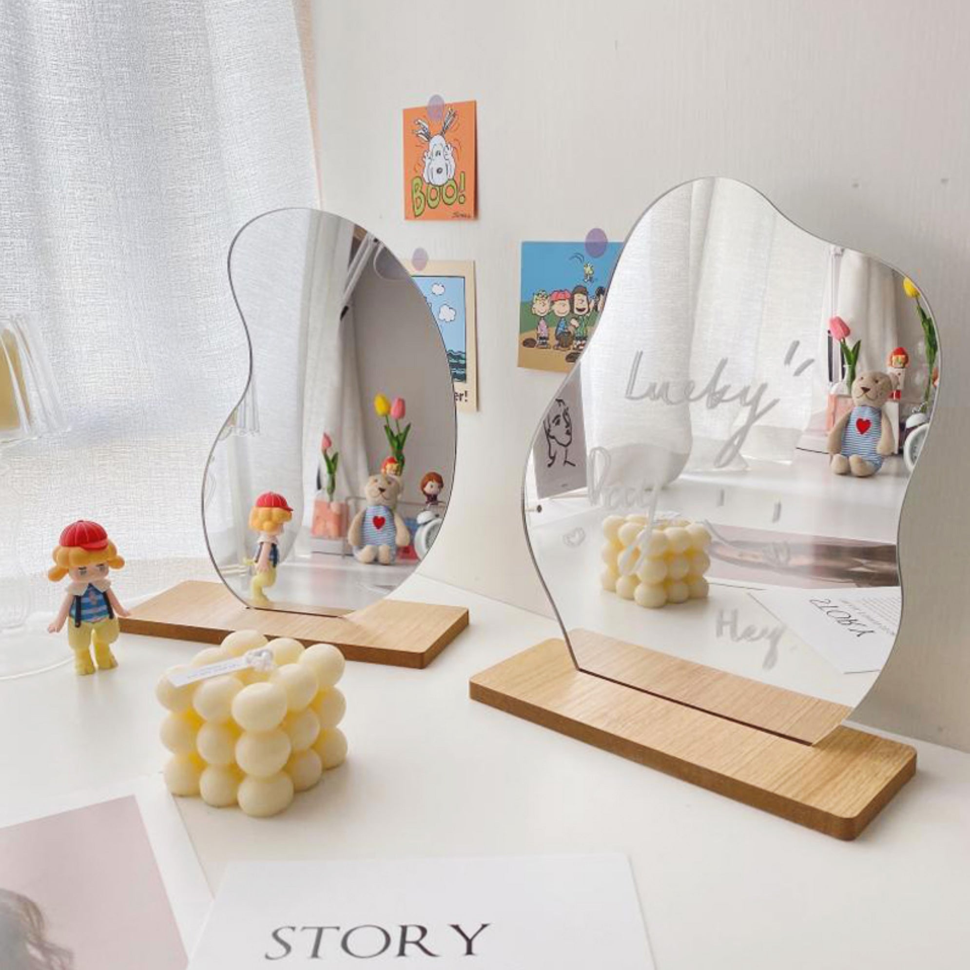 Wavy & Curvy Mirror |
