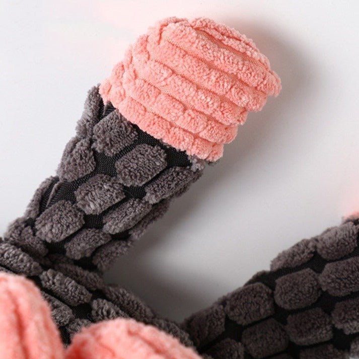Robust dog toy made of plush | Bite-resistant and durable design | Multiple models