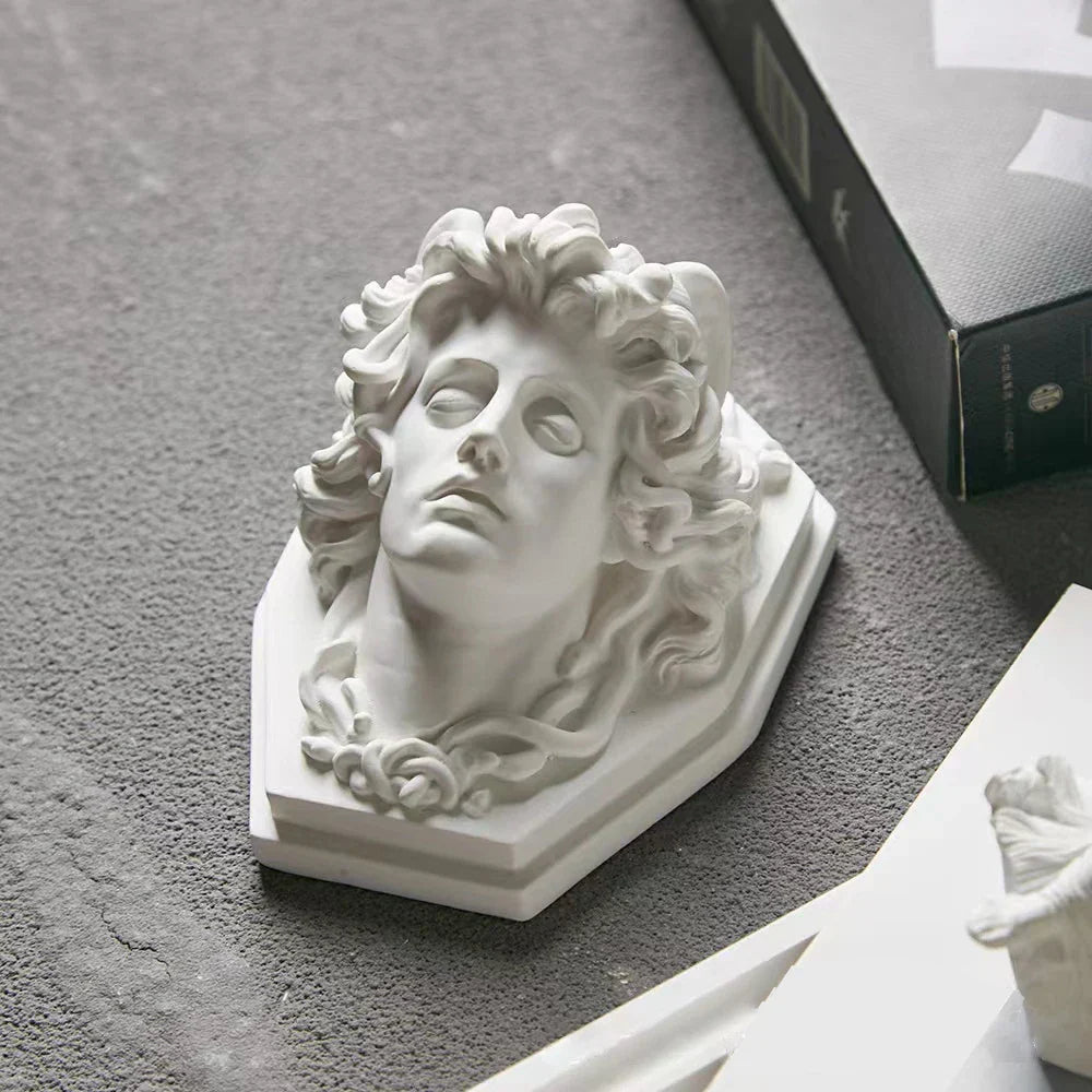 Nordic INS Style Character Plaster Statue DIY Painted Sketch Photography Props Table Decorations Home Art Plaster Decoration