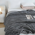 Microfiber blanket – super soft and warm for sofa and bed