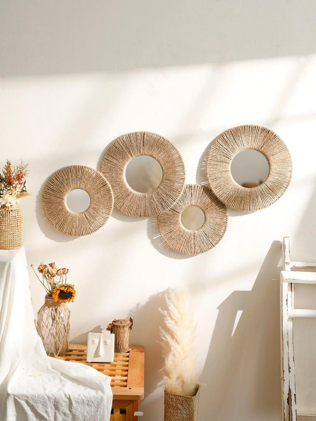Vinantica | Round decorative wall mirror in boho style with woven hemp rope