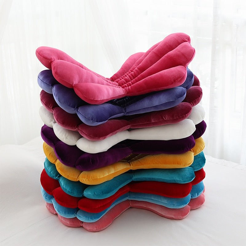 Chic Velvet Shell Cushion - Luxurious and Stylish Cushion for Living Room, Bedroom