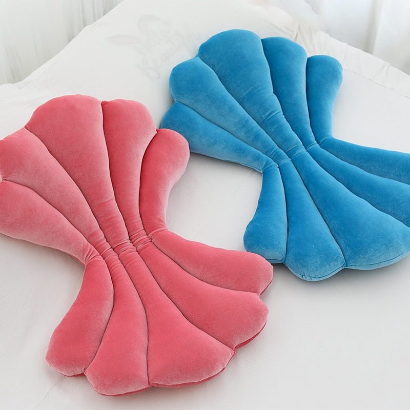 Chic Velvet Shell Cushion - Luxurious and Stylish Cushion for Living Room, Bedroom