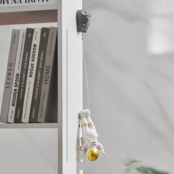 Astronaut Climber Wall Decoration Figures