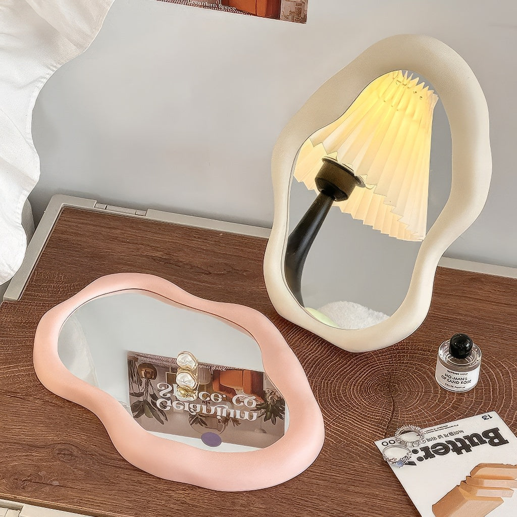 Vinantica | Irregular Blob Makeup Mirror
