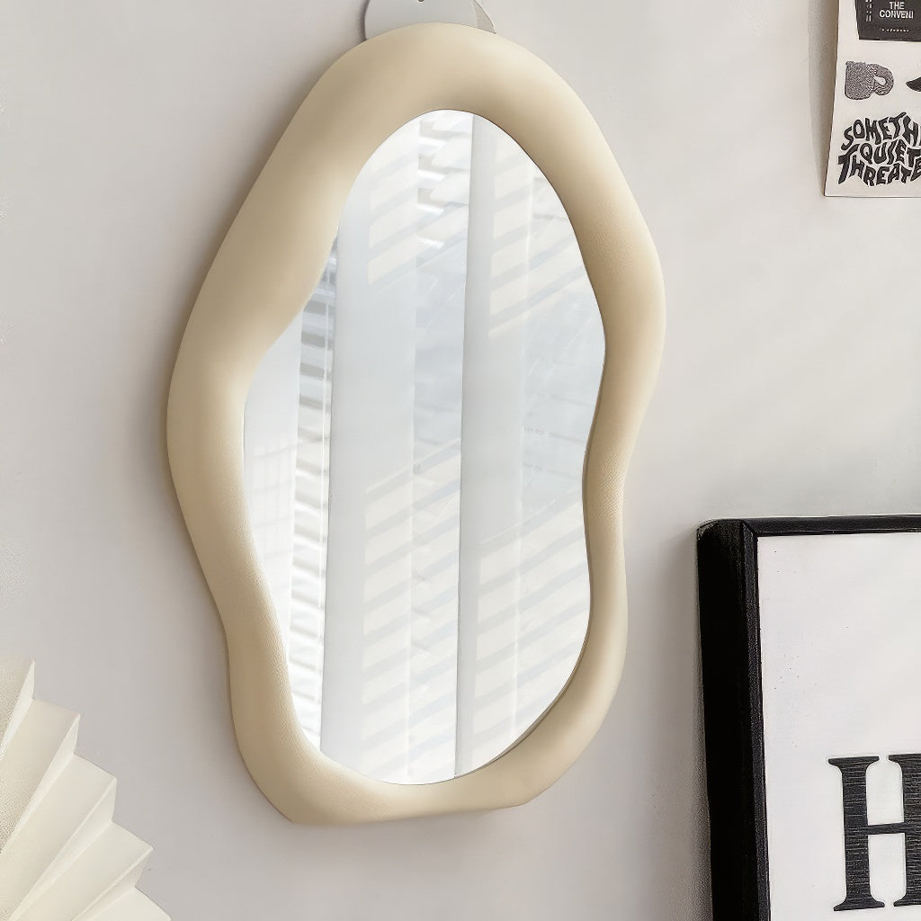 Vinantica | Irregular Blob Makeup Mirror