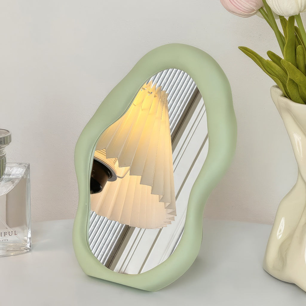 Vinantica | Irregular Blob Makeup Mirror