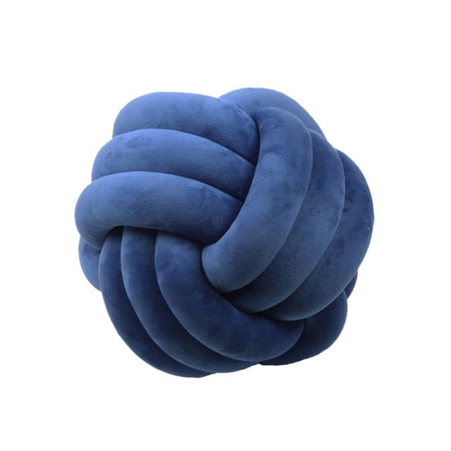 KNOT KISSING BLANKET