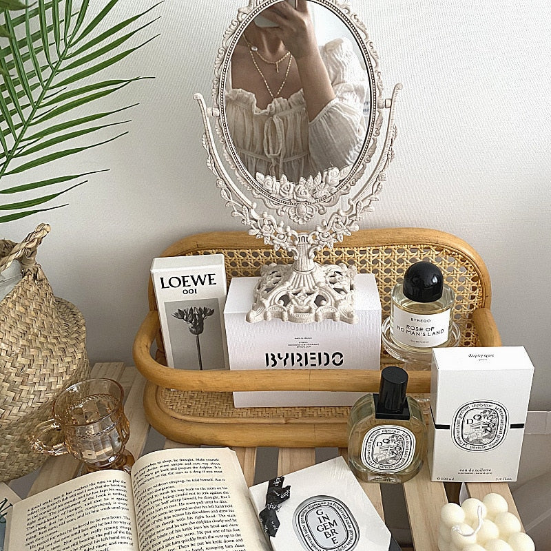 Nordic Vintage Decorative Makeup Mirror | Vinantica
