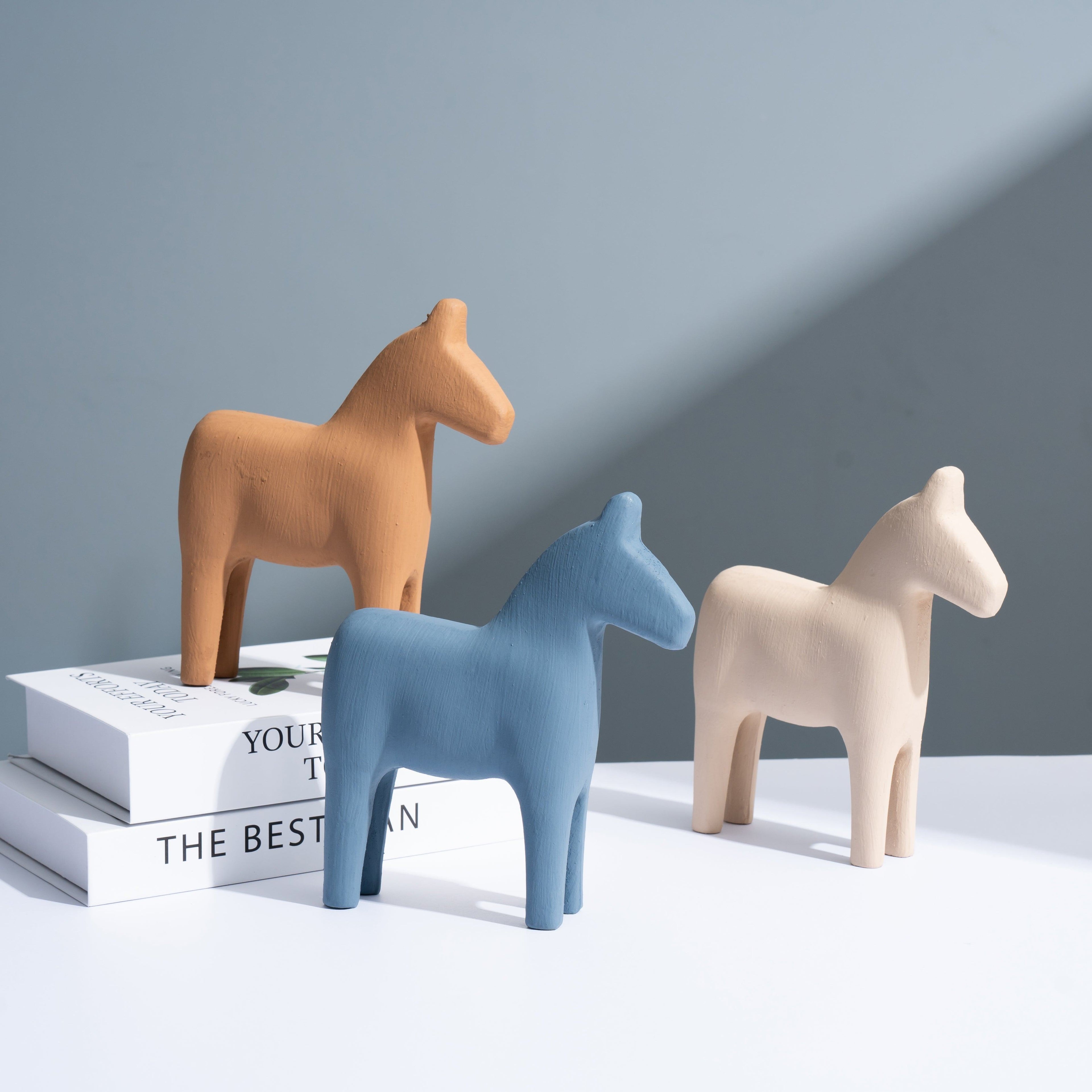 Resin creative Minimalism horse decoration ornaments