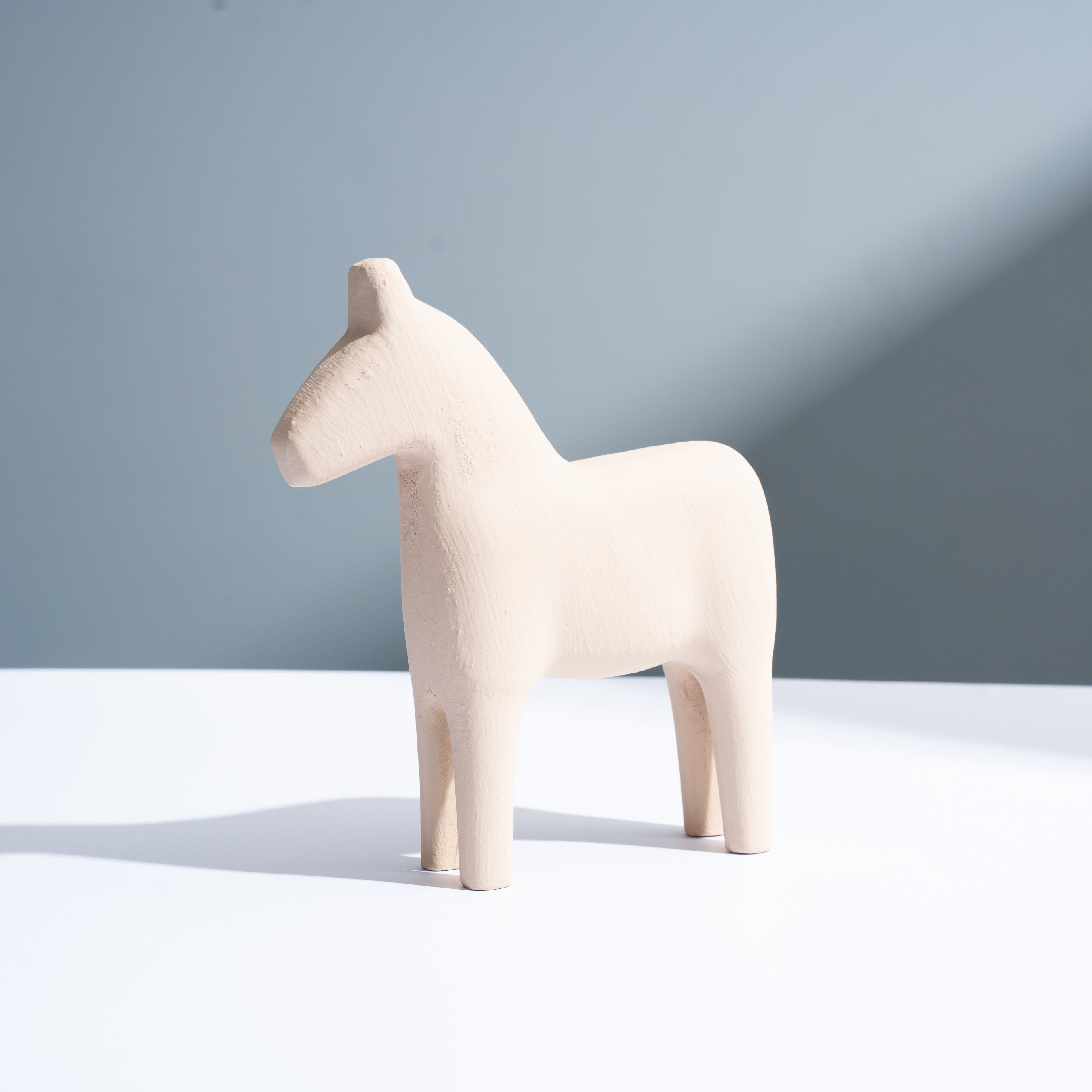 Resin creative Minimalism horse decoration ornaments